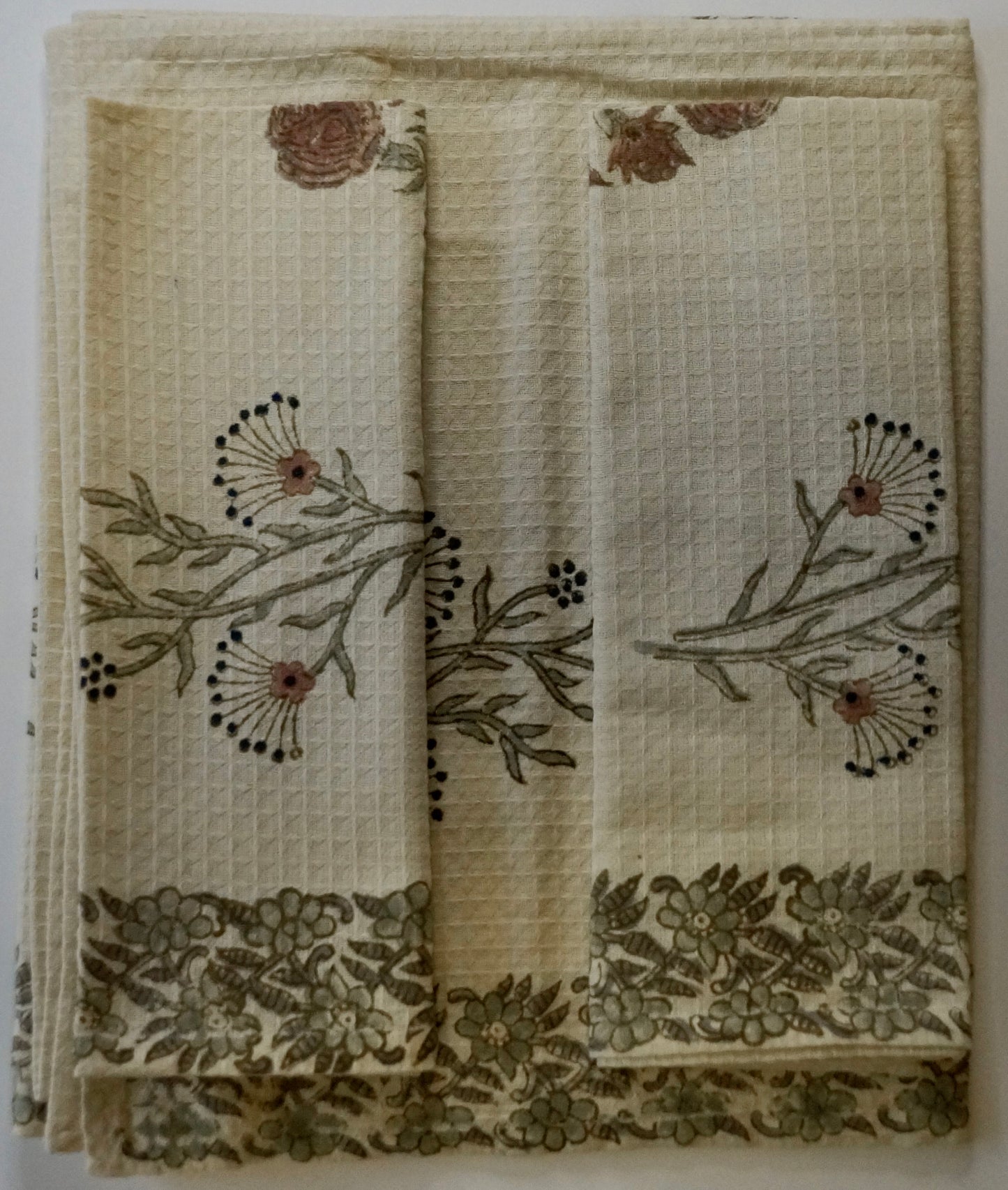 Thistle Haven Bath Towel Set