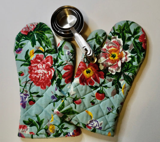 Blossom Bake Oven Mitts