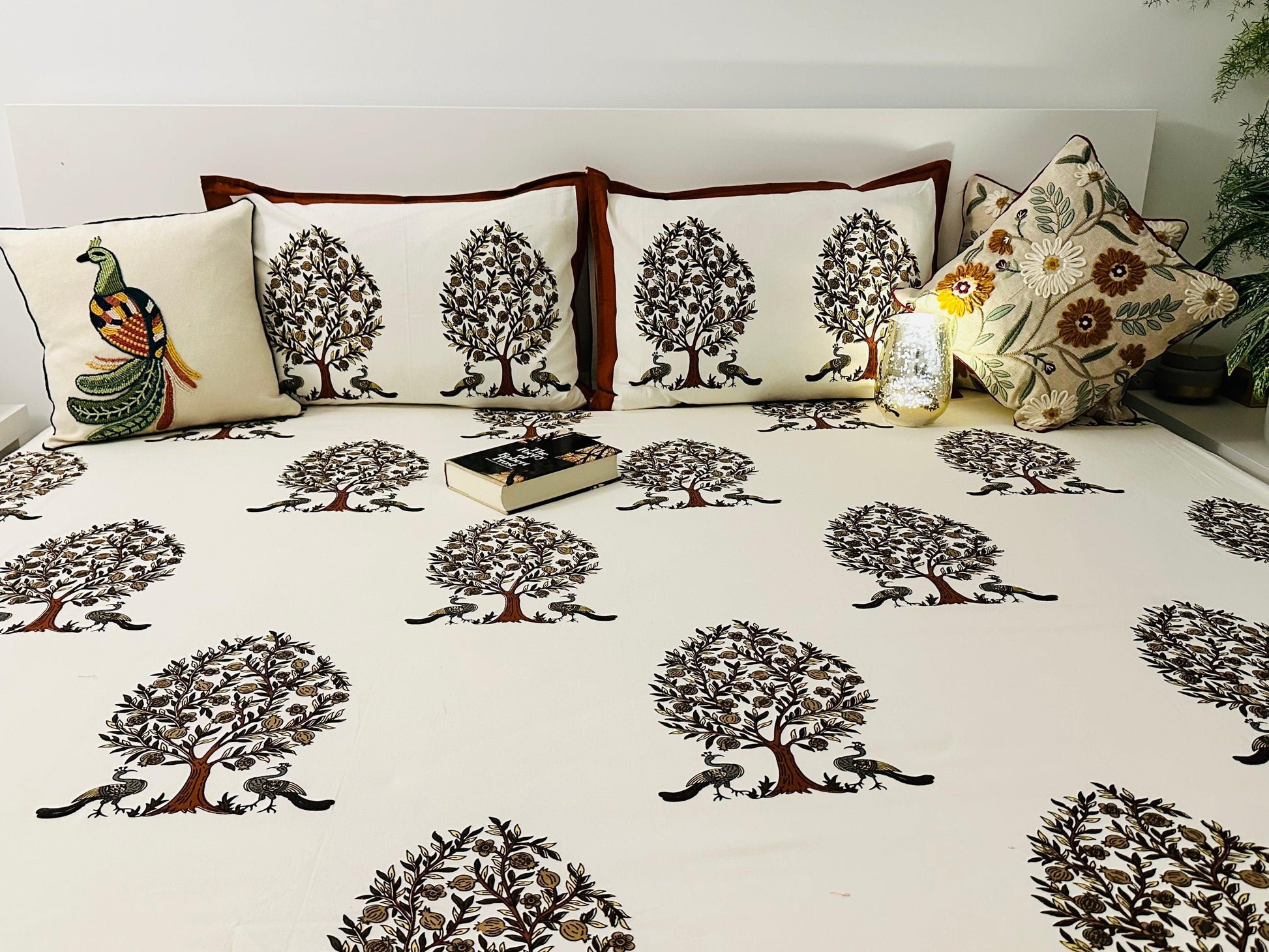 Peacock and Pomegranate Bedsheet Set - DewDropHues