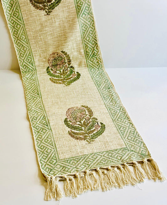 Wildflower Glen Table Runner