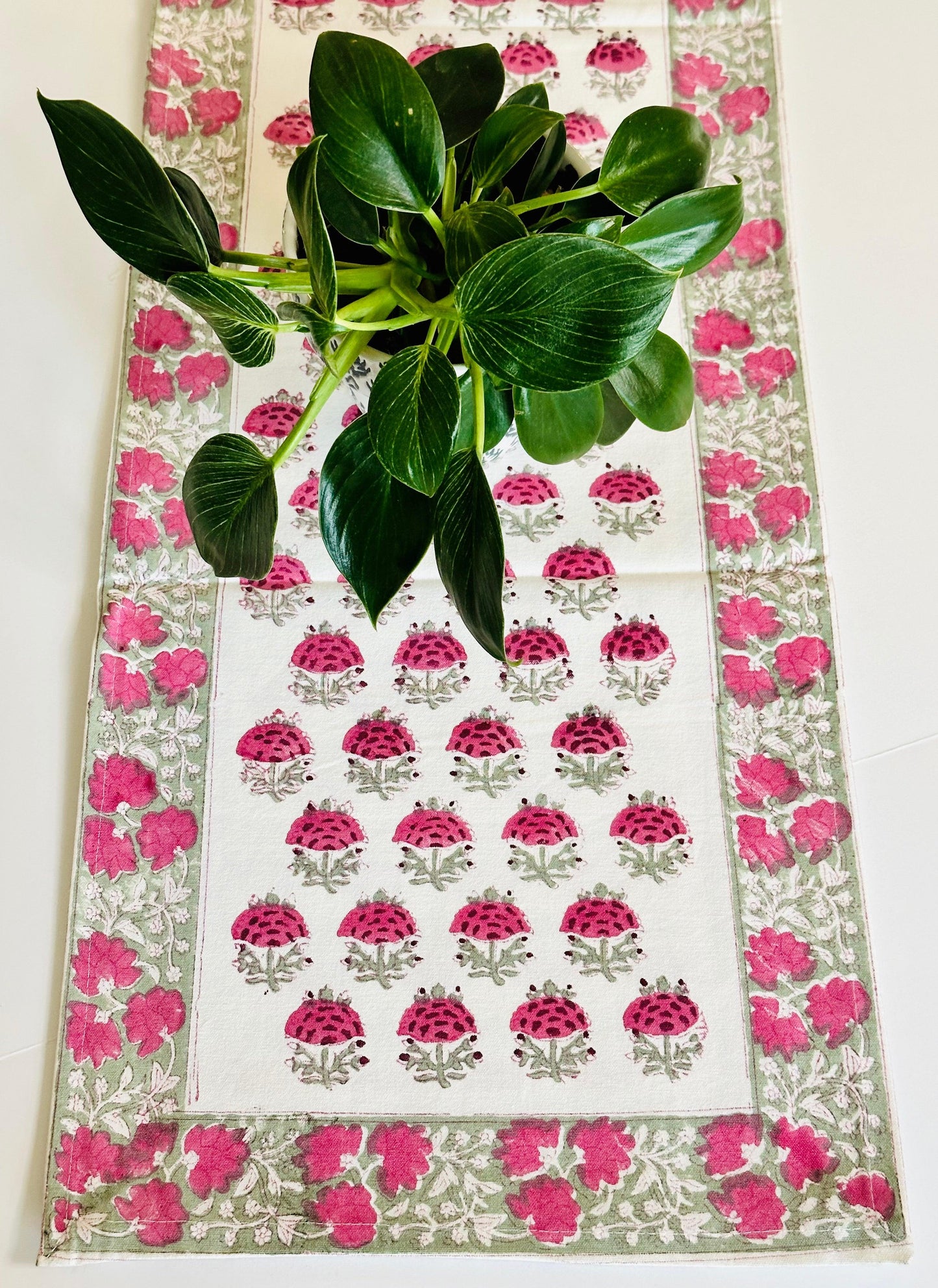 Bloomcore Table Runner