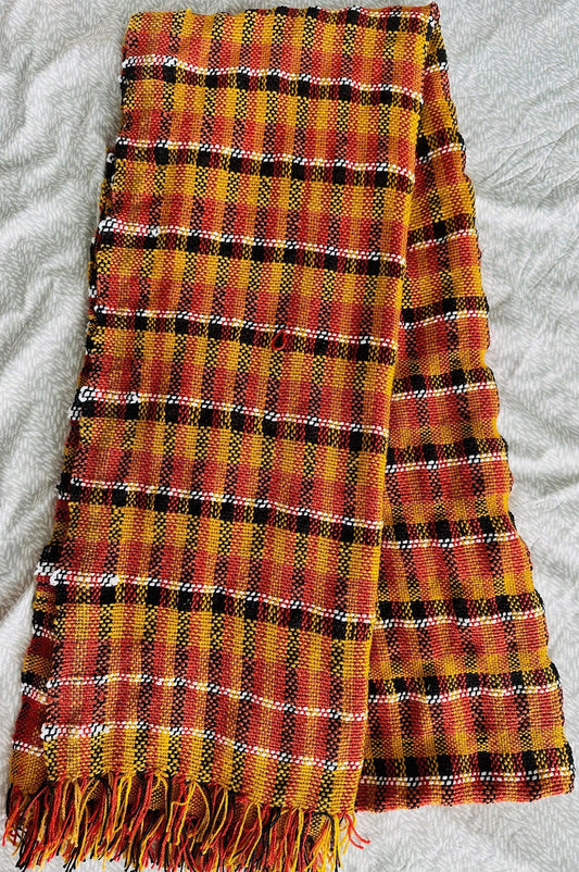 Handmade Plaid Woolen Scarf - DewDropHues